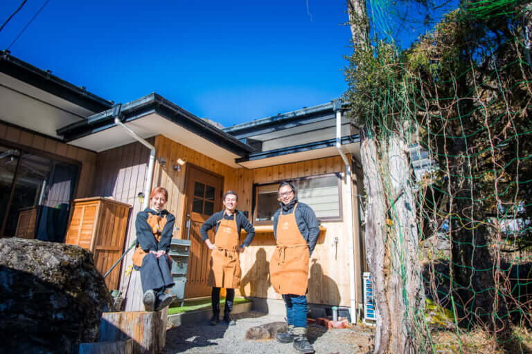 本社社屋兼住居の取得について