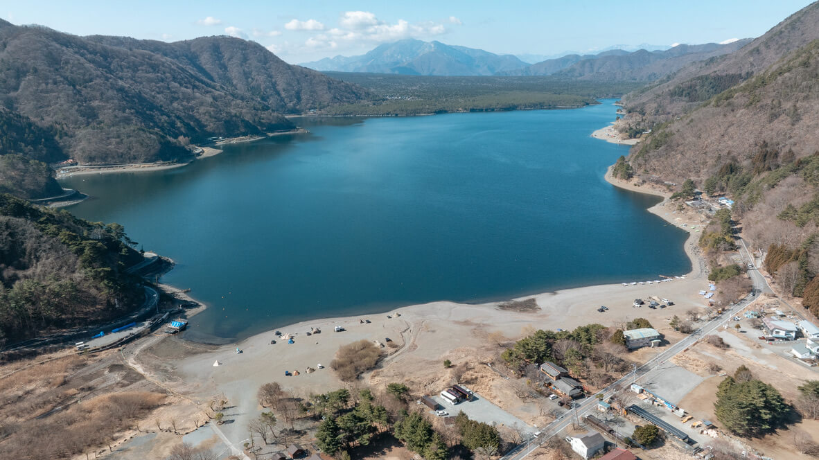 トップページの動画を「富士河口湖の四季」に差し替えました