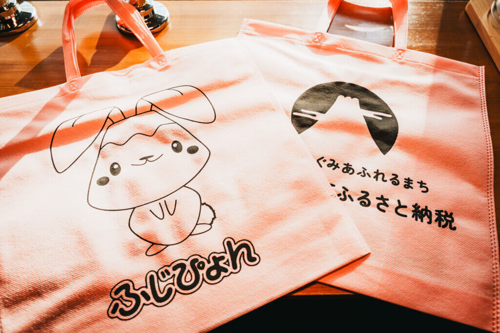 富士河口湖町公式キャラクター「ふじぴょん」トートバッグ制作